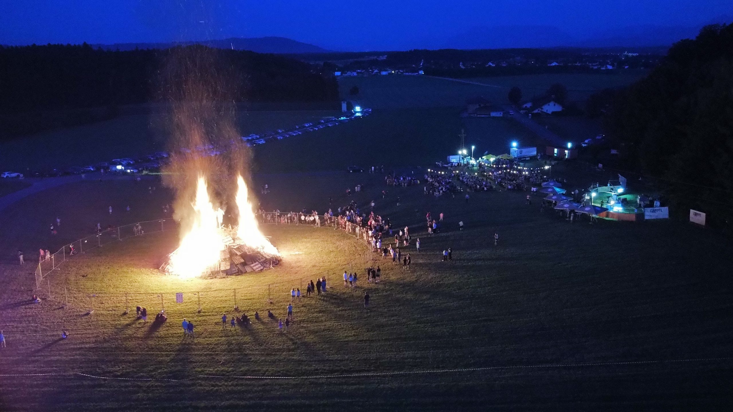 Sonnwendfeuer der Landjugend St. Pantaleon